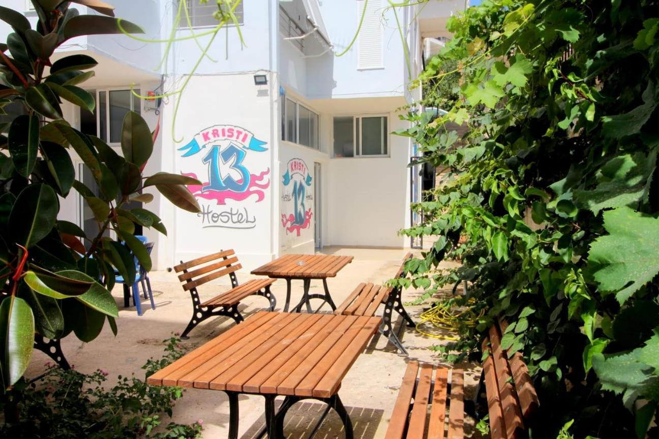Hostel K13 Sarandë Exterior foto
