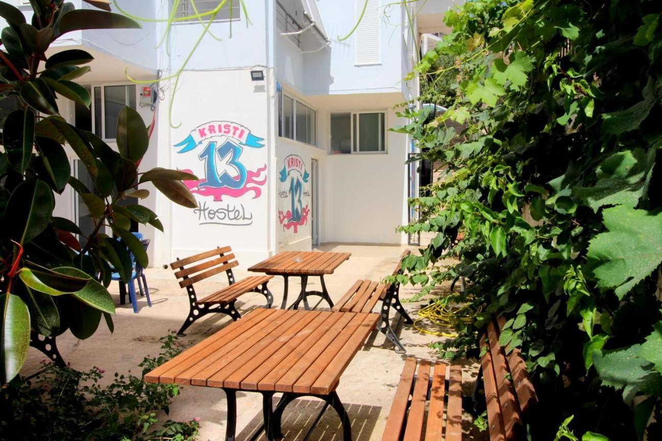 Hostel K13 Sarandë Exterior foto