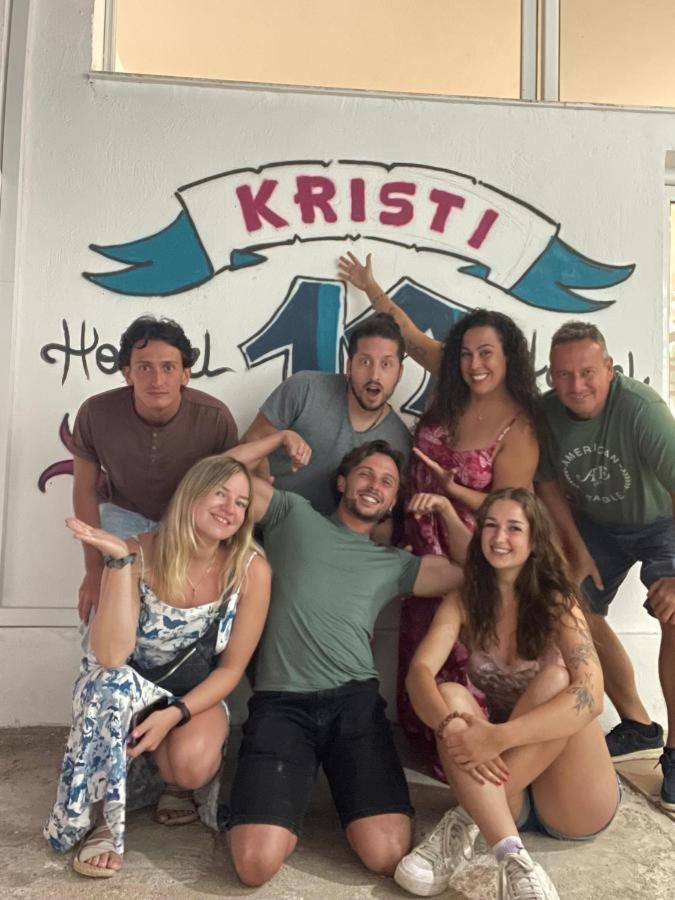 Hostel K13 Sarandë Exterior foto